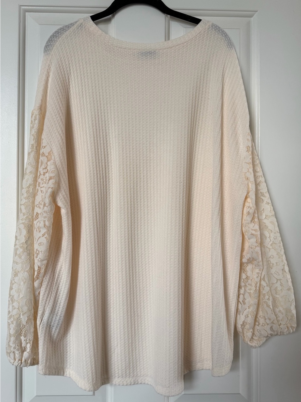TORRID New Never Worn Lace Sleeves Cream Waffle Knit Top Sz 3 - Picture 2 of 4